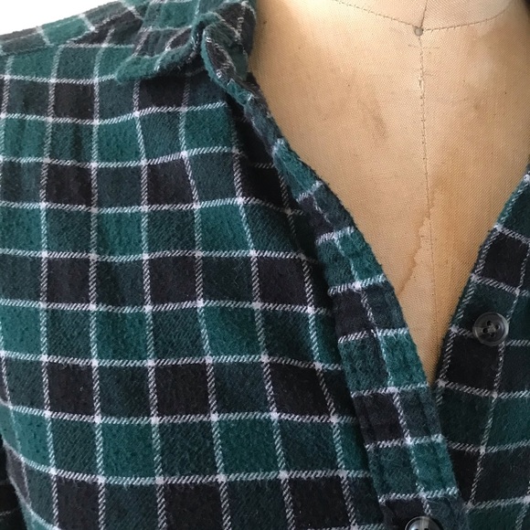 SOLD ✨✨✨BDG Flannel Button down shirt size SP - Picture 5 of 6